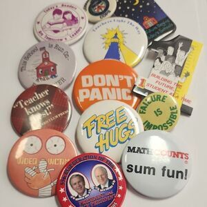 Vintage Button Pin Brooch Lot Of 13